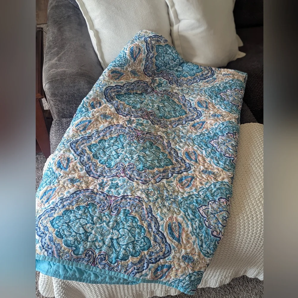 Mainstays Blue Boho Reversible Quilted Coverlet Bedspread